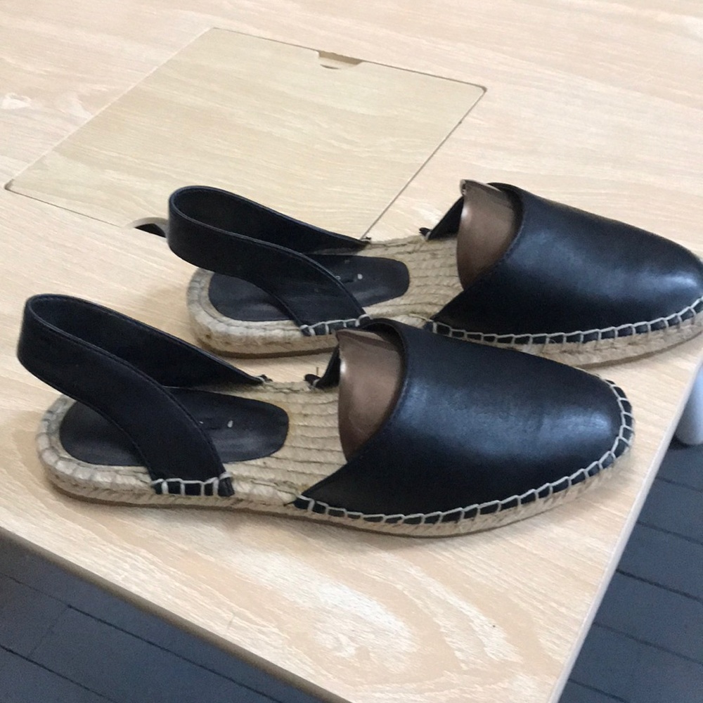 Shoes - Picture 2 of 5